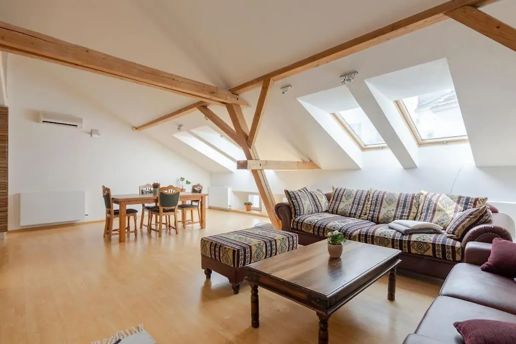 Loft Apartament Maiselova 프라하
